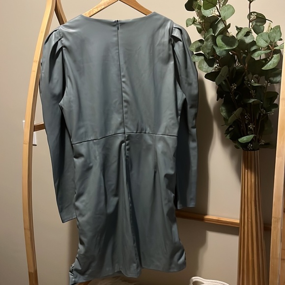 Zara Ruched Skirt Pleated Shoulders Long Sleeve Dress a323 - Picture 6 of 6